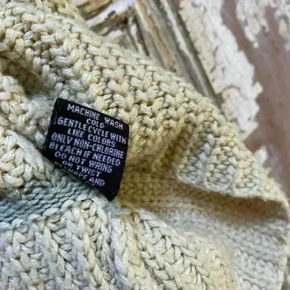 Moon & Madison tan with olive stripes, cropped, relaxed fit, comfy - Picture 5 of 5